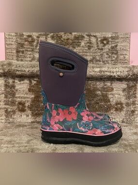 Bogs Gray & Floral Winter Boots Girls Size 1